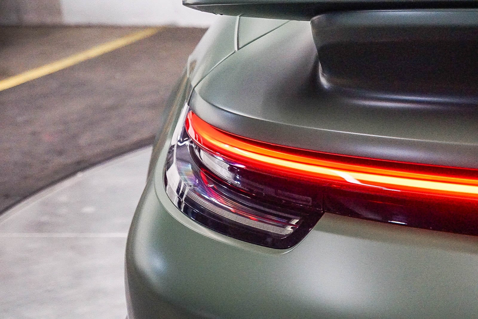 Thumbnail: 2021 Porsche 911 - 12