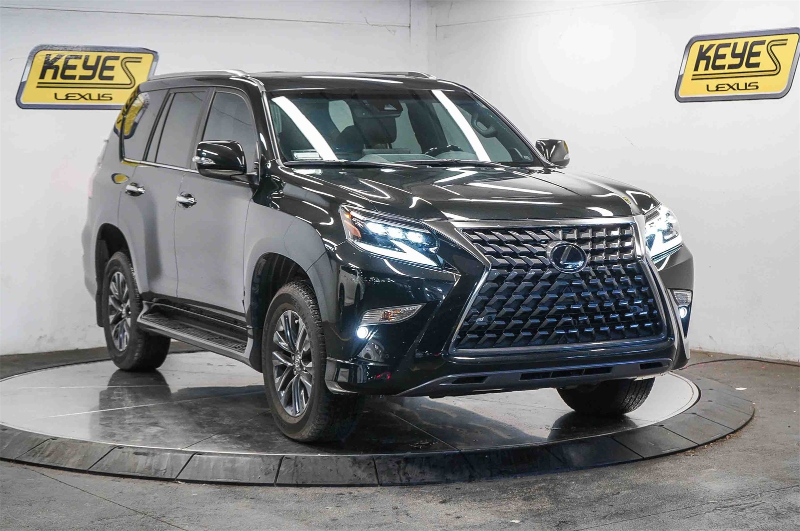 Thumbnail: 2023 Lexus GX - 5