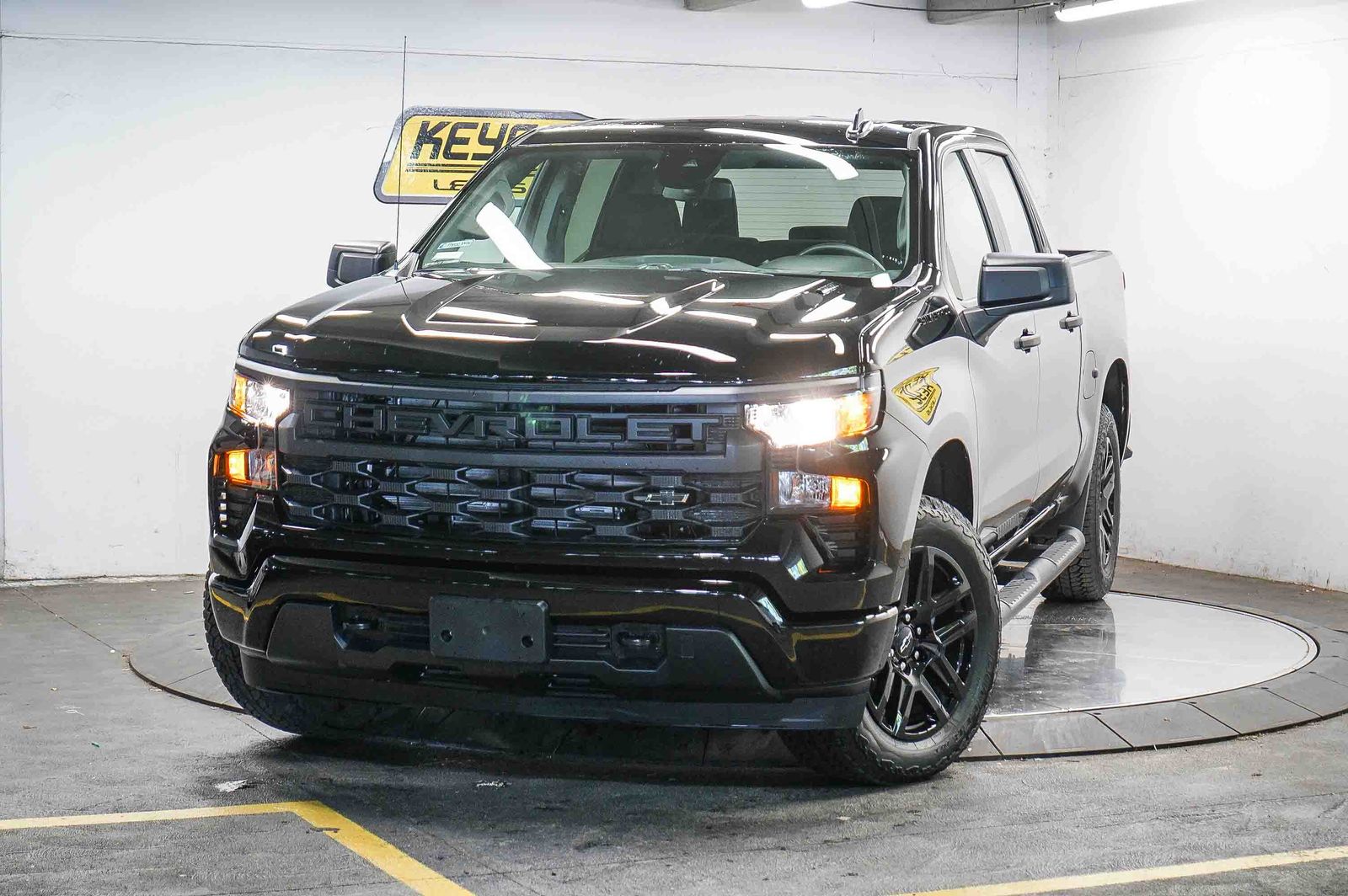 2026 Chevrolet Silverado 1500 Custom -
                  Van Nuys, CA