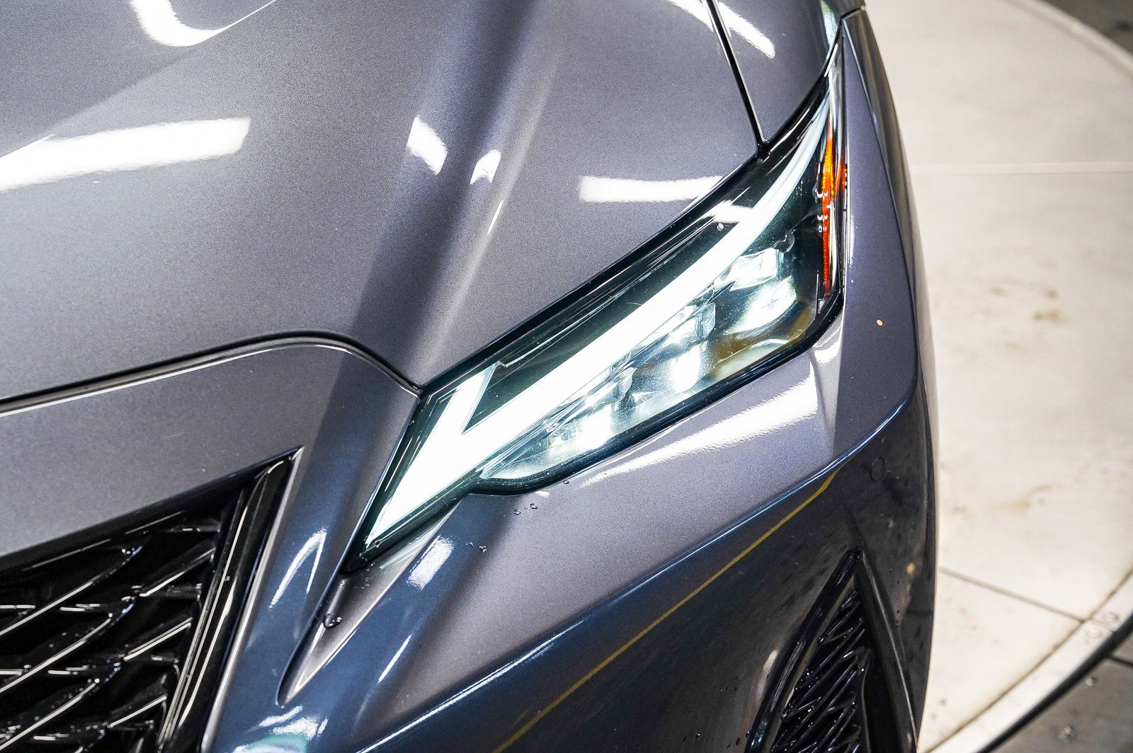 2023 Lexus IS 350 F SPORT - Photo 7
