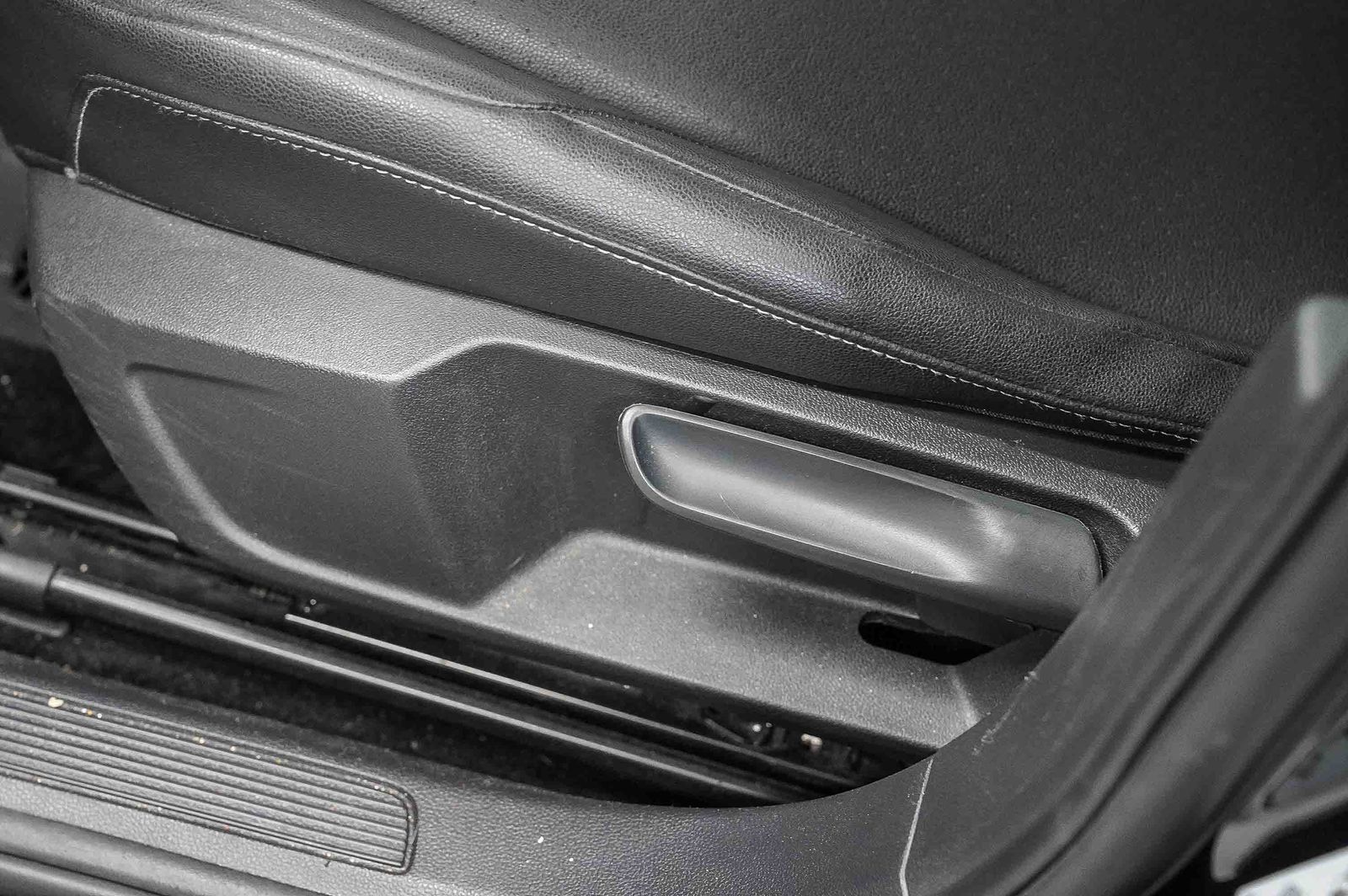 Thumbnail: 2019 Volkswagen Jetta - 22