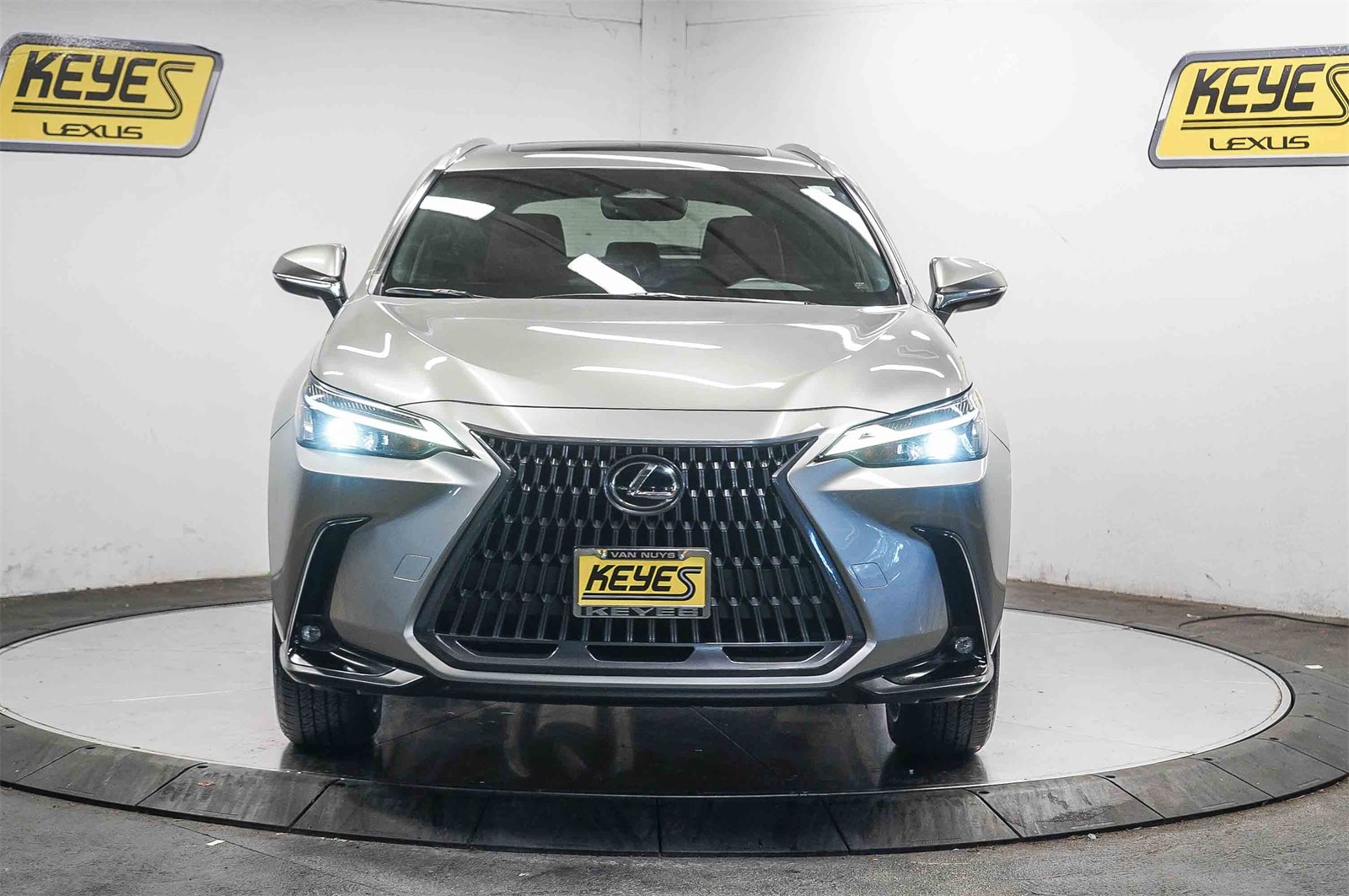 Thumbnail: 2023 Lexus NX - 6