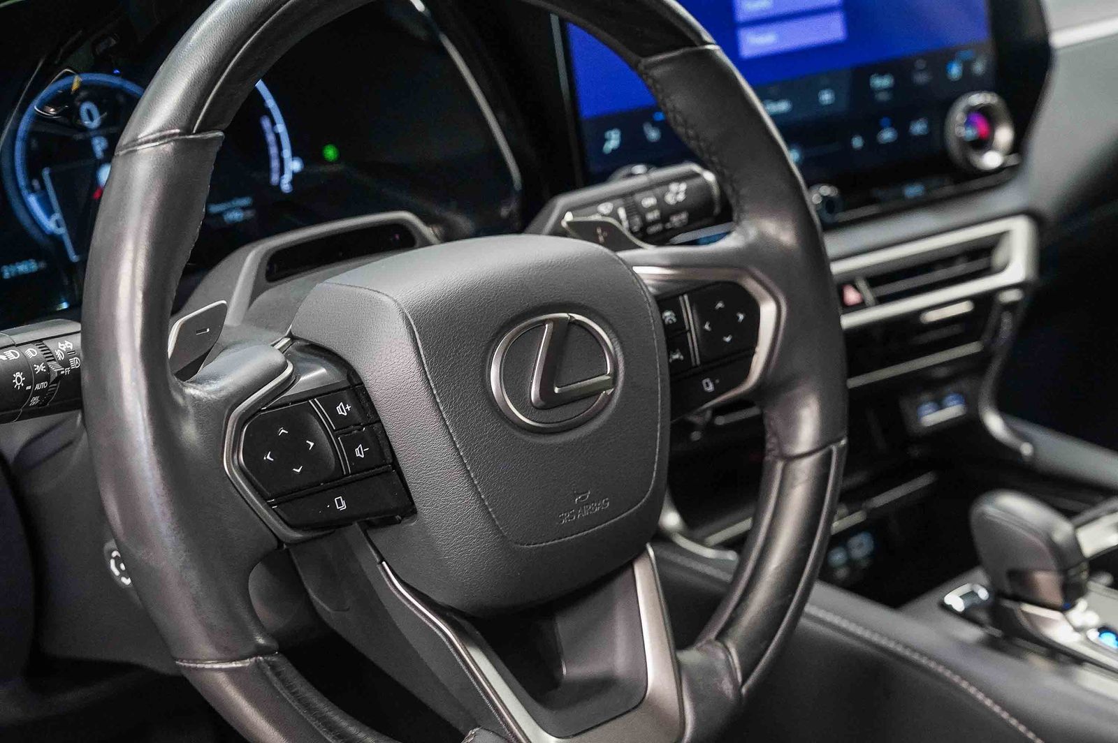 Thumbnail: 2024 Lexus RX - 20