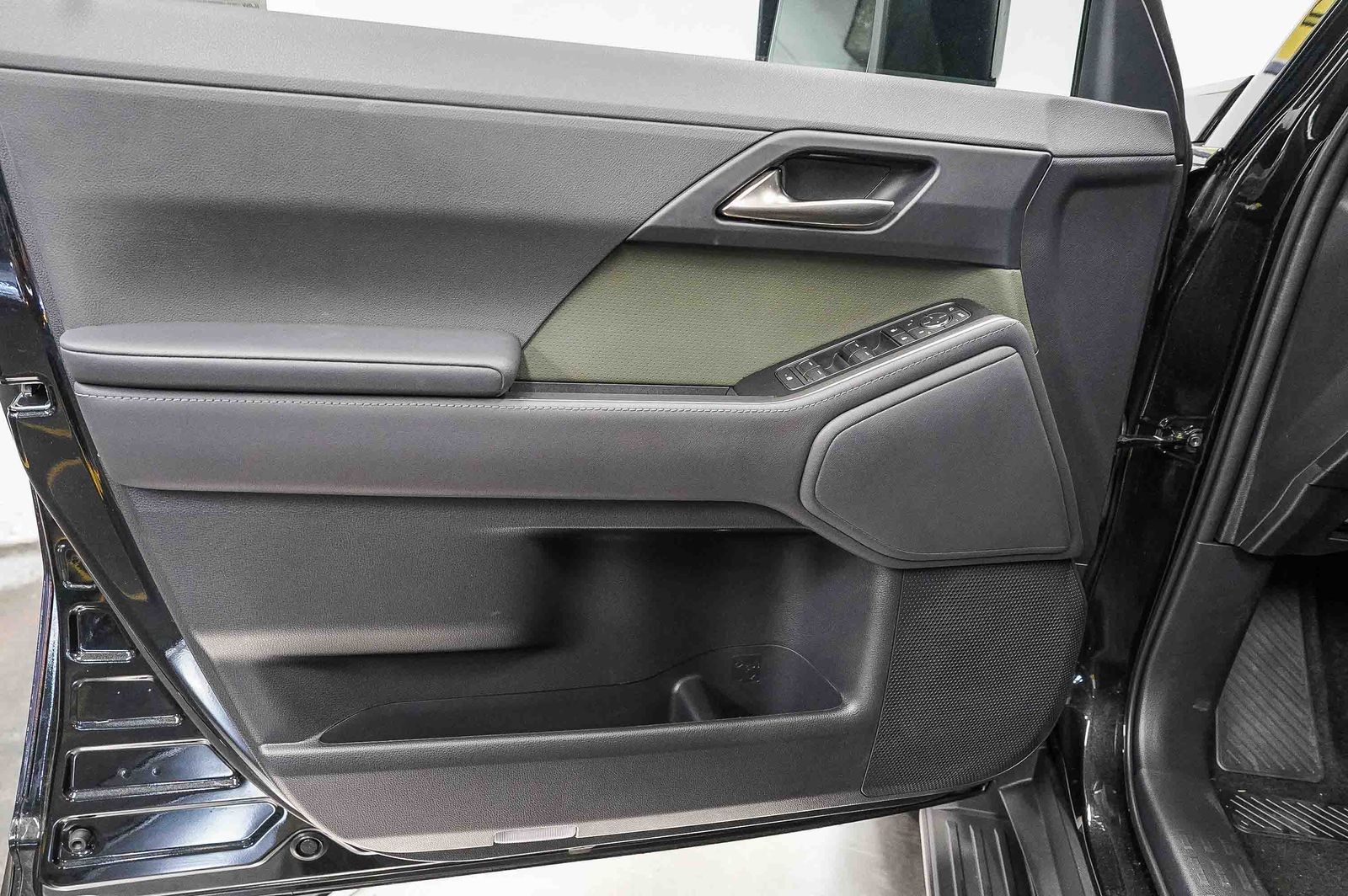 Thumbnail: 2026 Lexus GX - 22