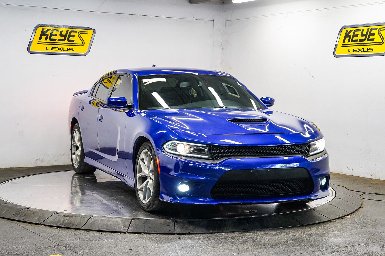 Thumbnail: 2022 Dodge Charger - 4