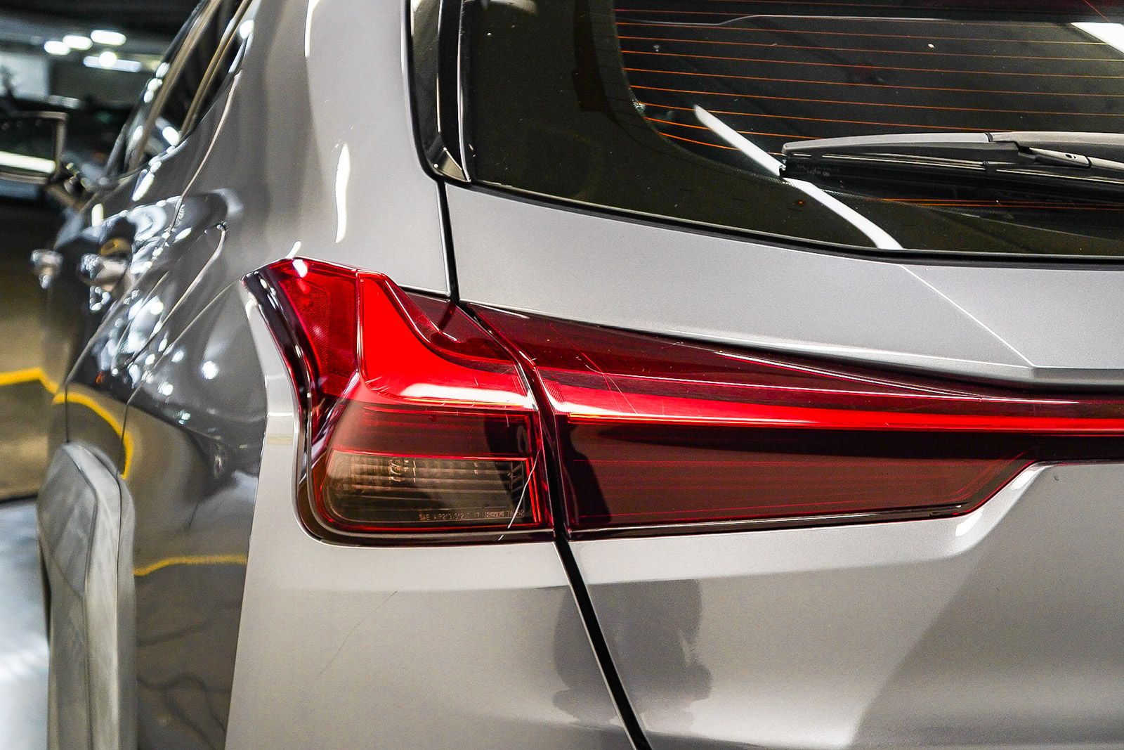 Thumbnail: 2020 Lexus UX - 8