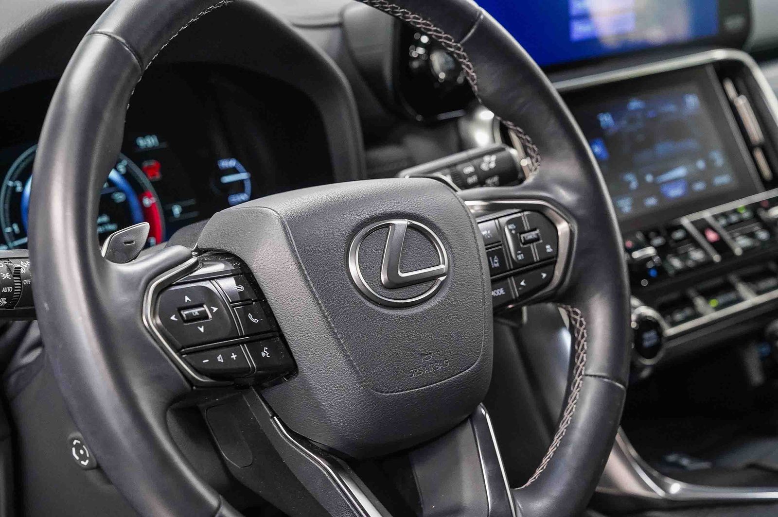 Thumbnail: 2024 Lexus ES - 20