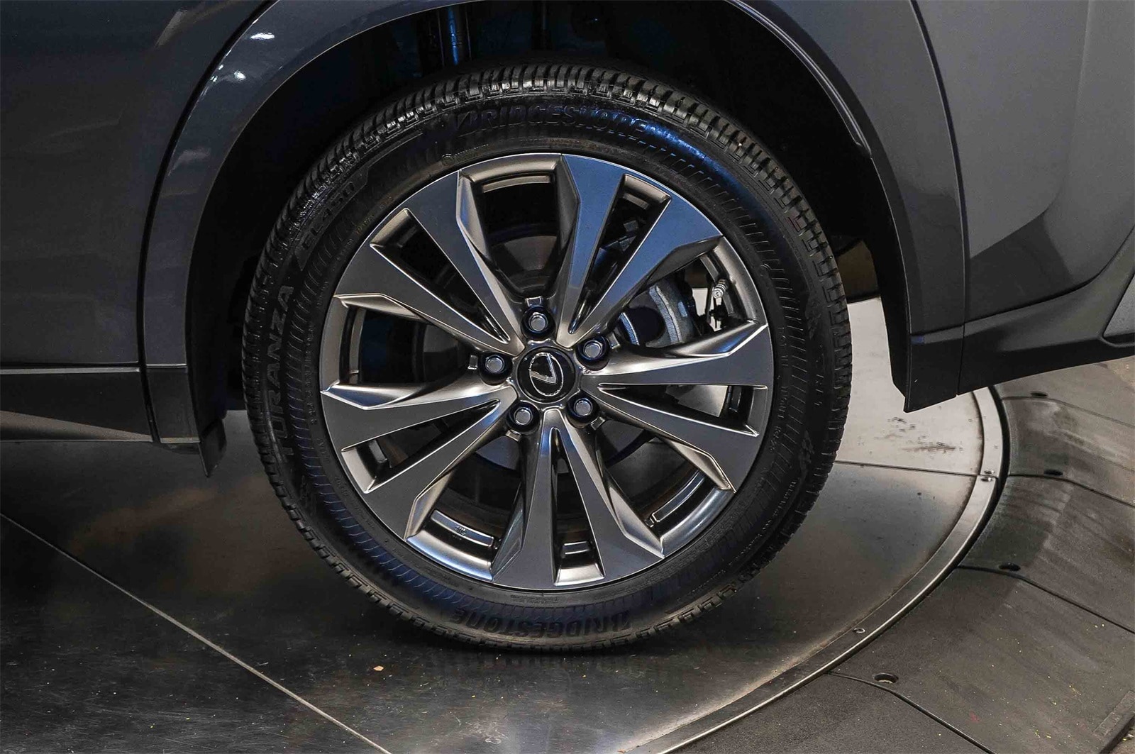 Thumbnail: 2024 Lexus UX - 10