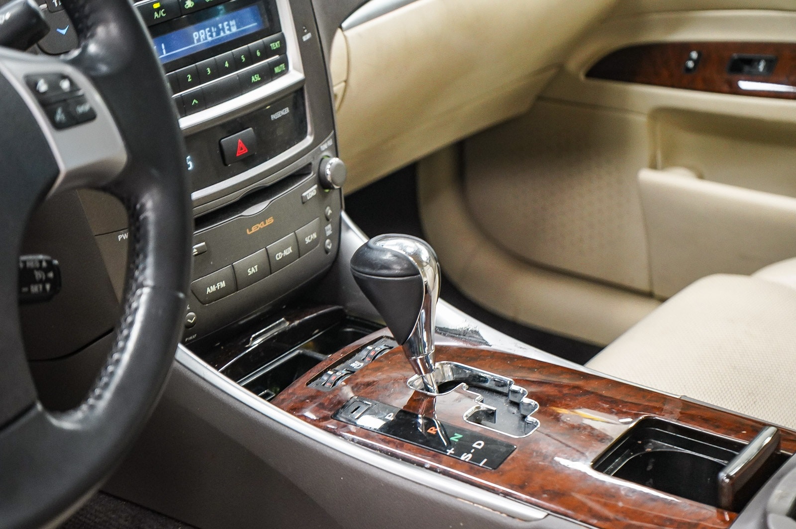 Thumbnail: 2013 Lexus IS - 24