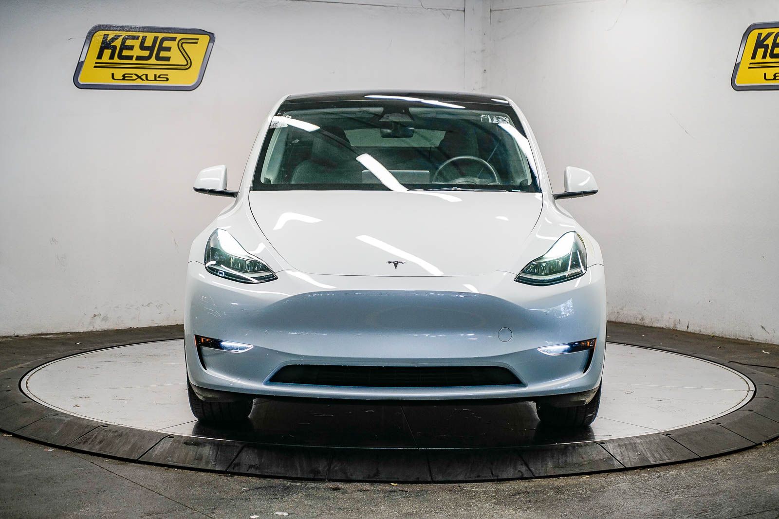 Thumbnail: 2023 Tesla Model Y - 6