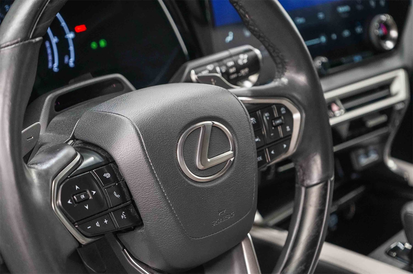 Thumbnail: 2023 Lexus RX - 21