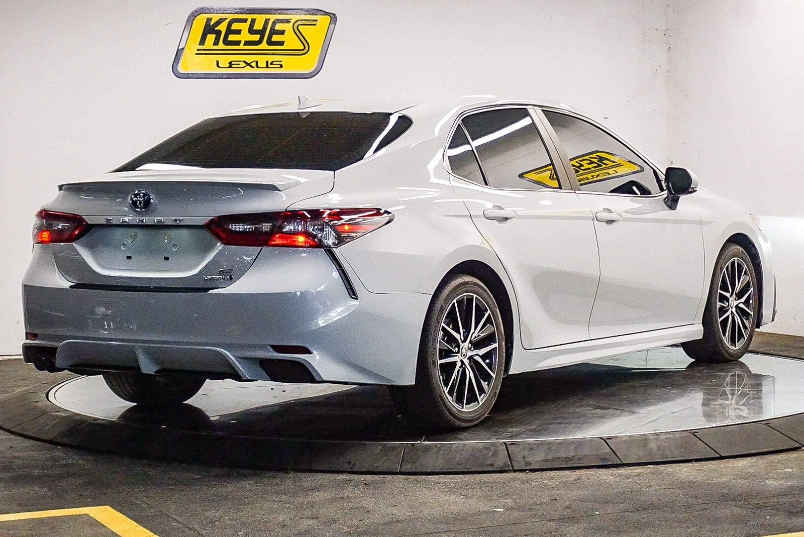 Thumbnail: 2024 Toyota Camry - 4