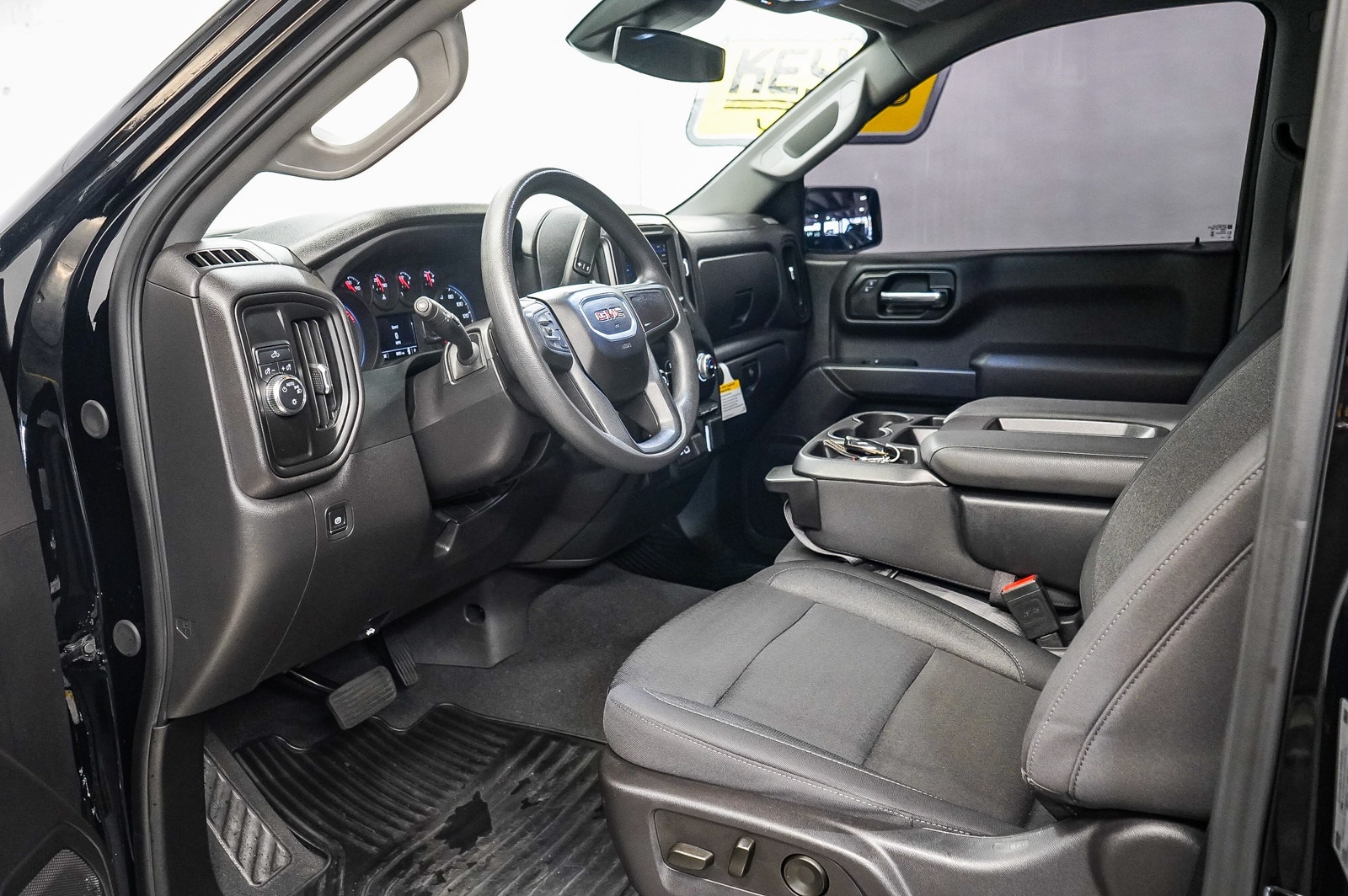 Thumbnail: 2024 GMC Sierra 1500 - 17