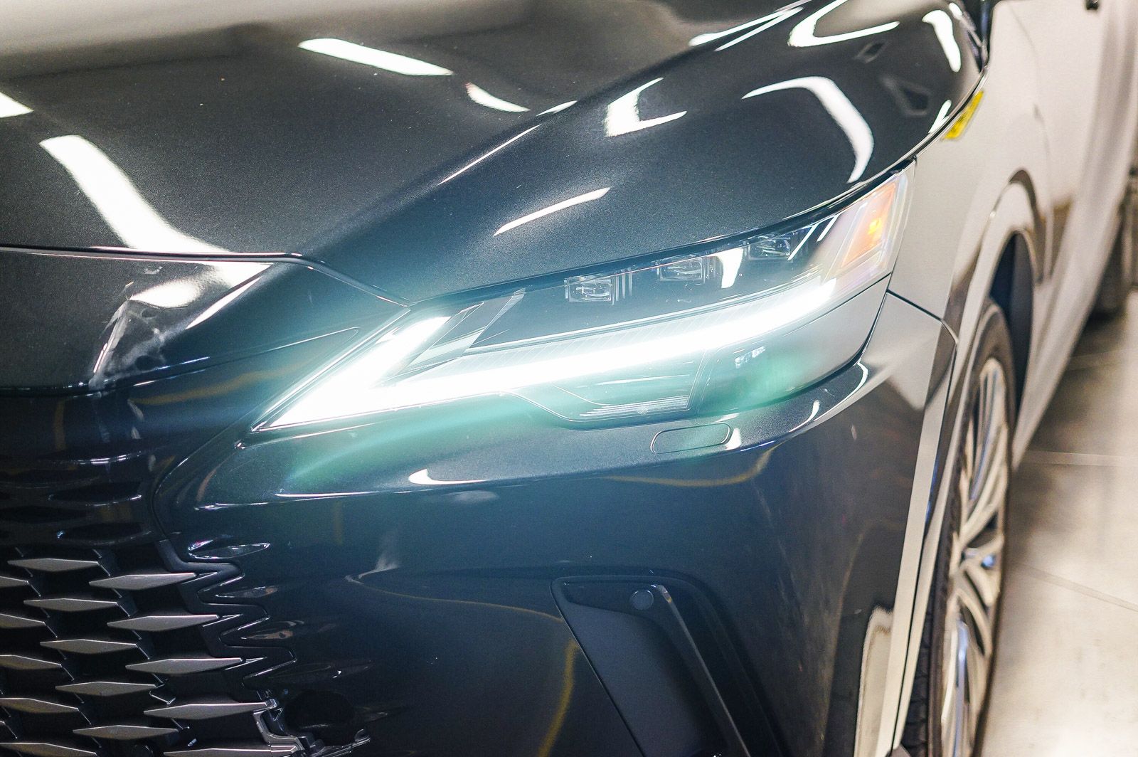 Thumbnail: 2024 Lexus RX - 7