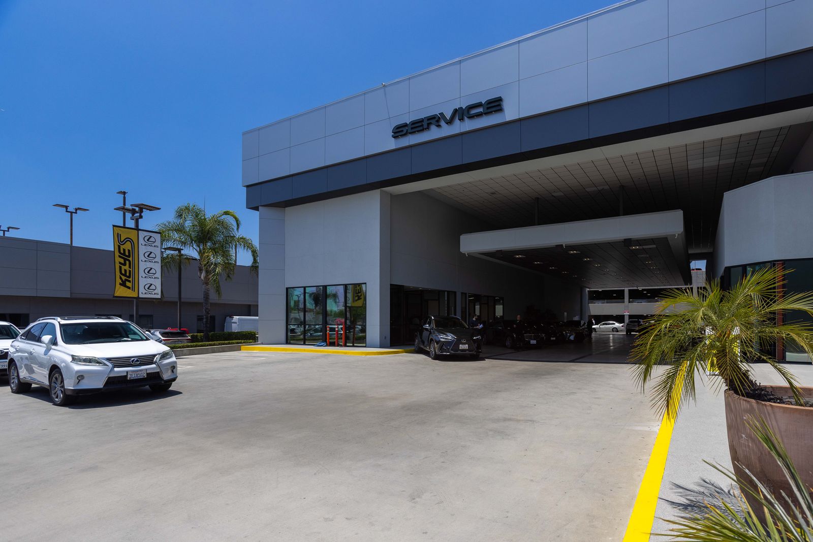 Thumbnail: 2023 Nissan Kicks - 36