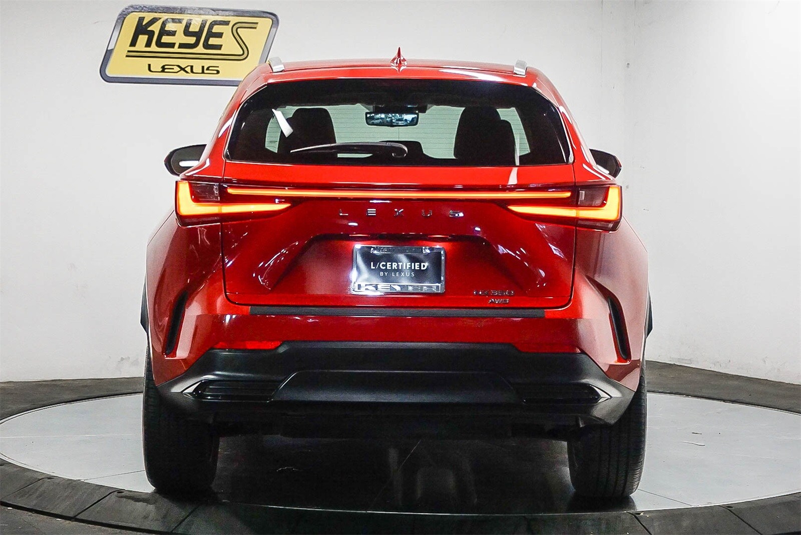 2024 Lexus NX 350 Luxury photo 3