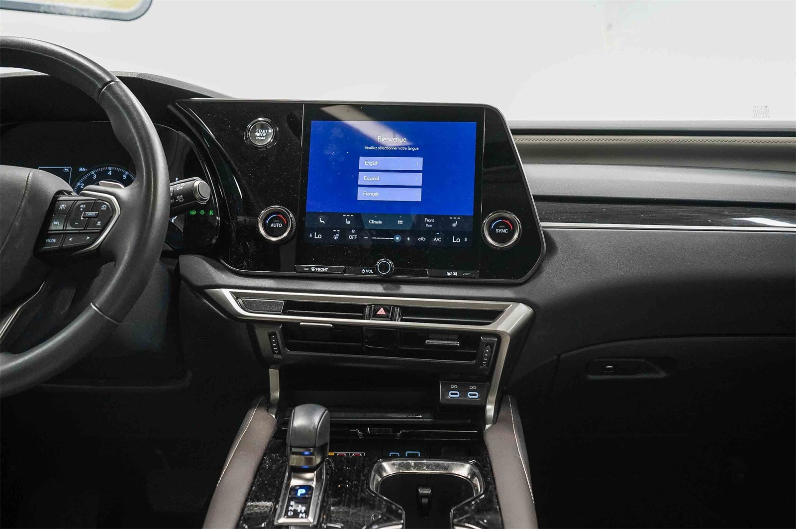 Thumbnail: 2024 Lexus RX - 13