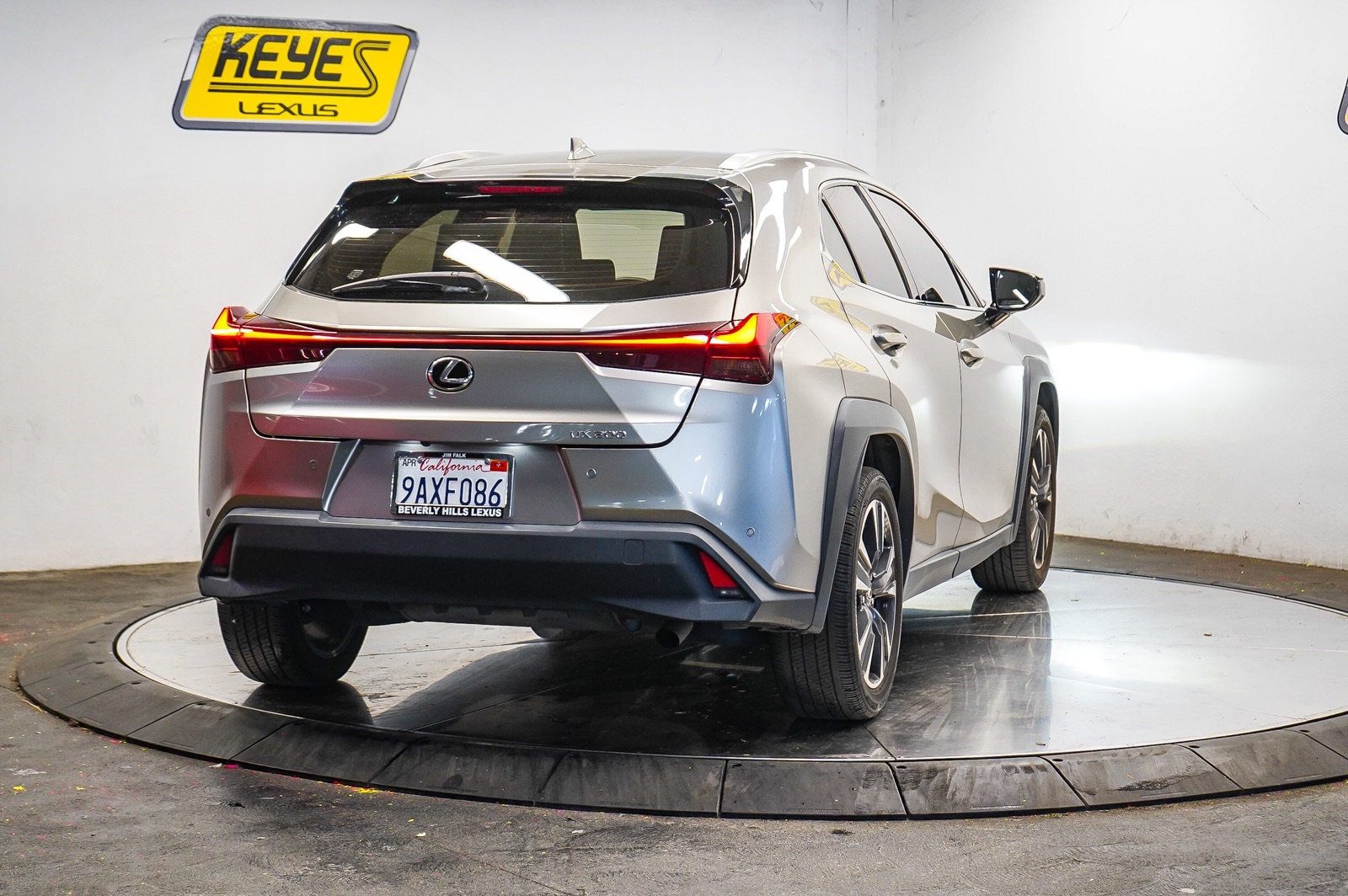 Thumbnail: 2022 Lexus UX - 4