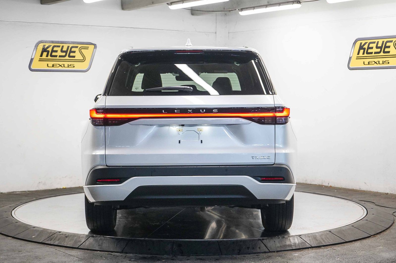 Thumbnail: 2025 Lexus TX - 3