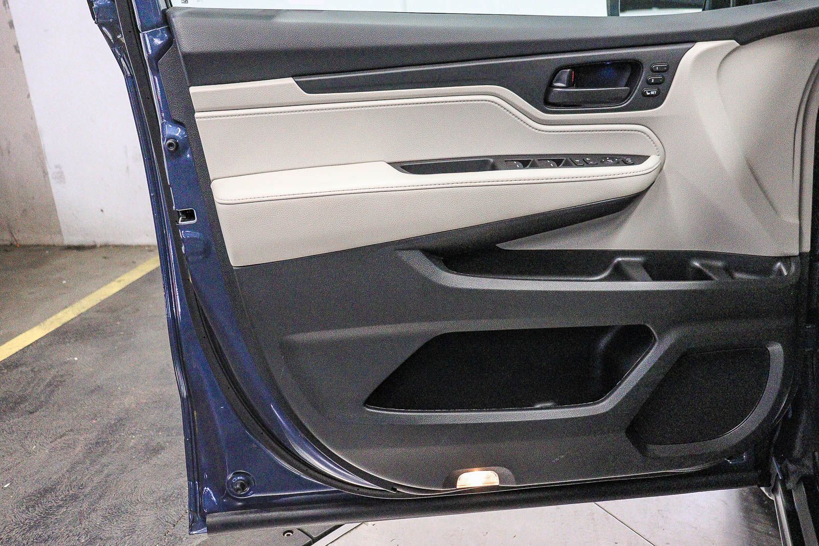 Thumbnail: 2025 Honda Odyssey - 22