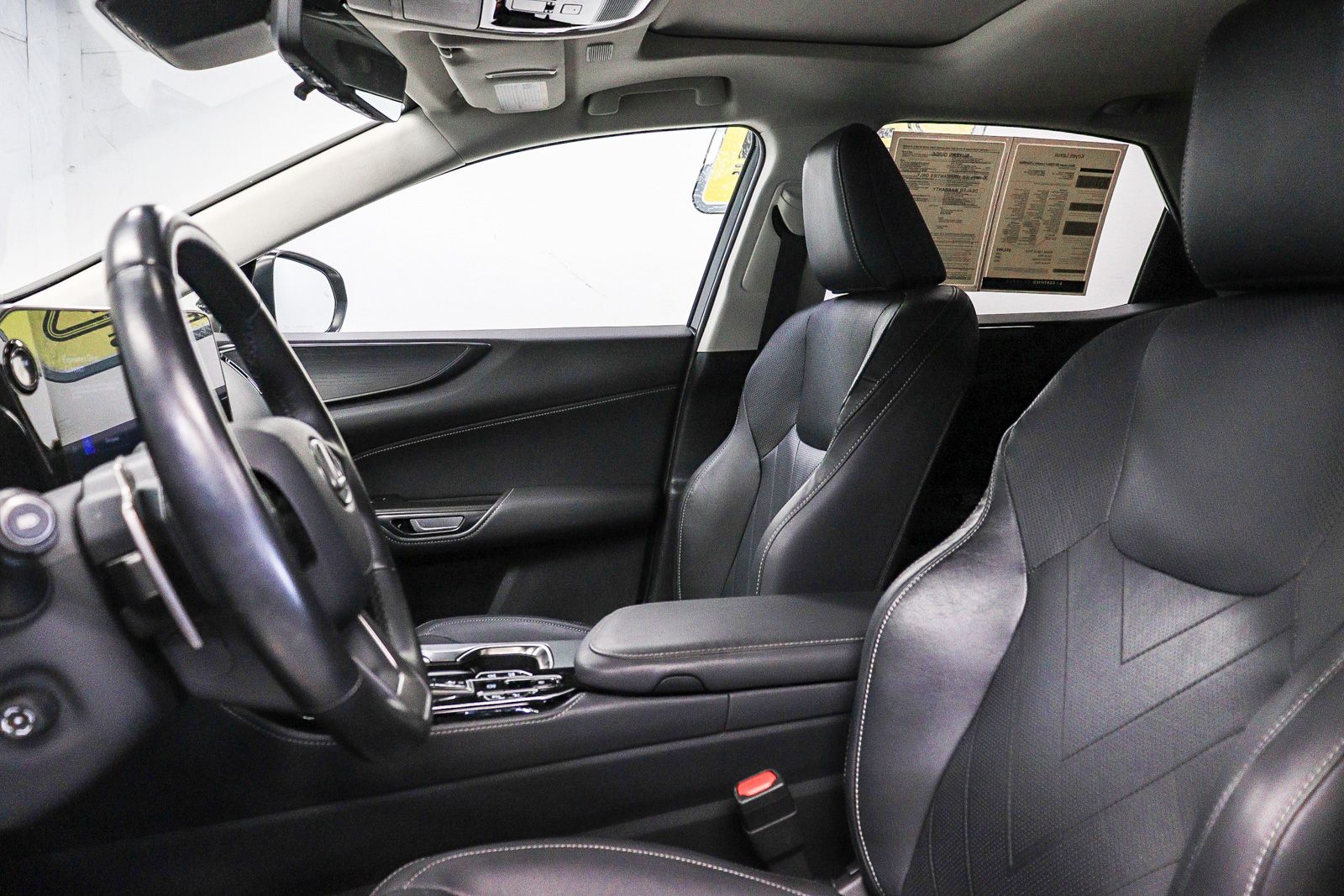Thumbnail: 2024 Lexus ES - 17