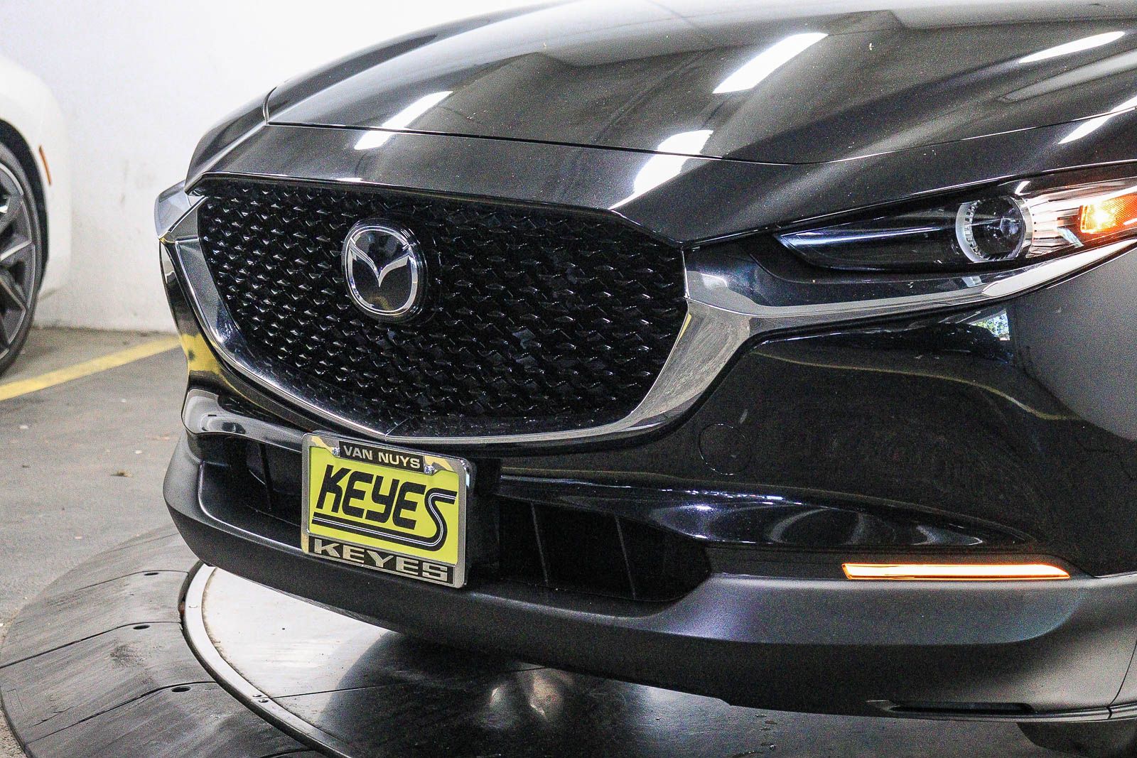 Thumbnail: 2023 Mazda CX-30 - 7