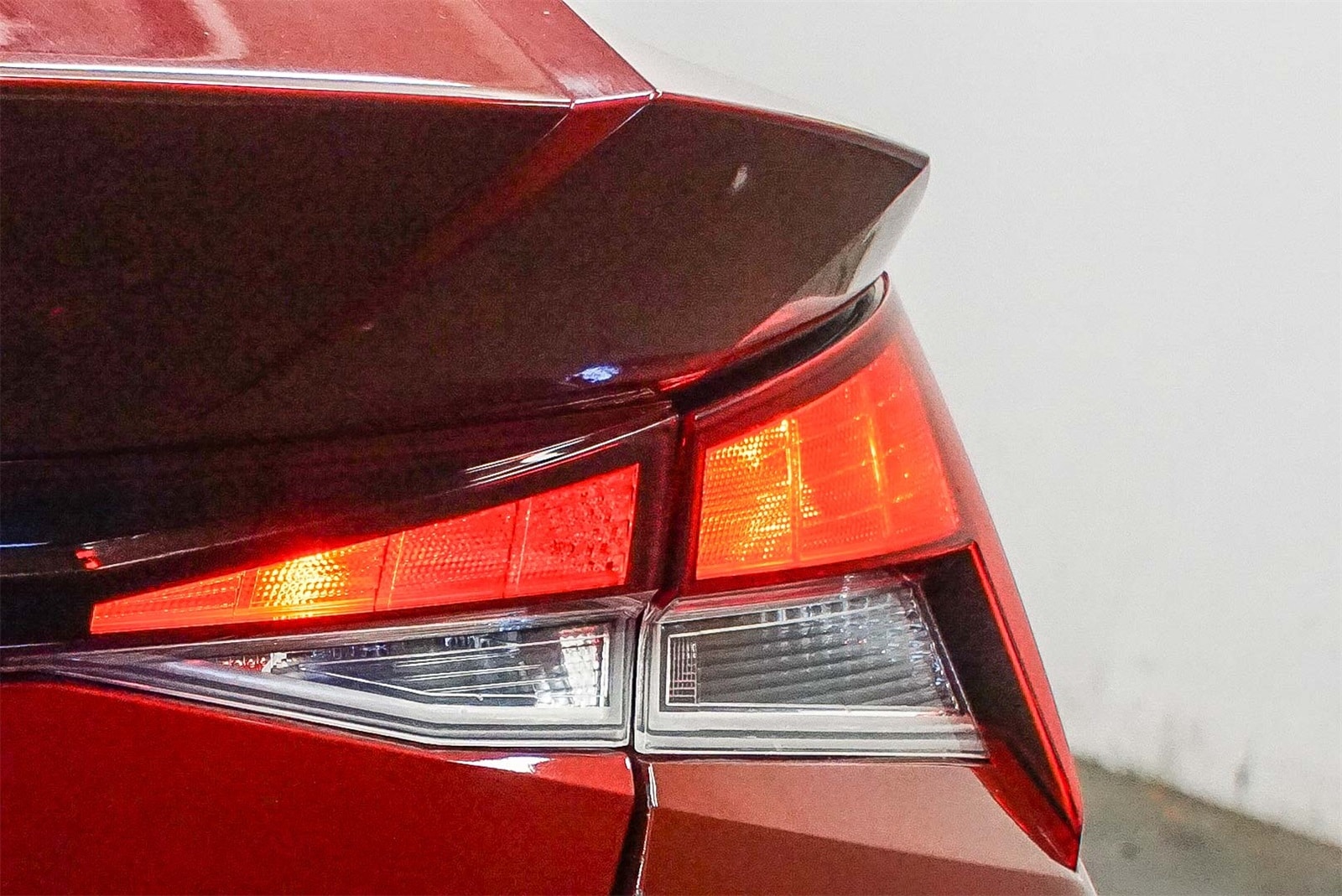 Thumbnail: 2024 Hyundai Elantra - 11