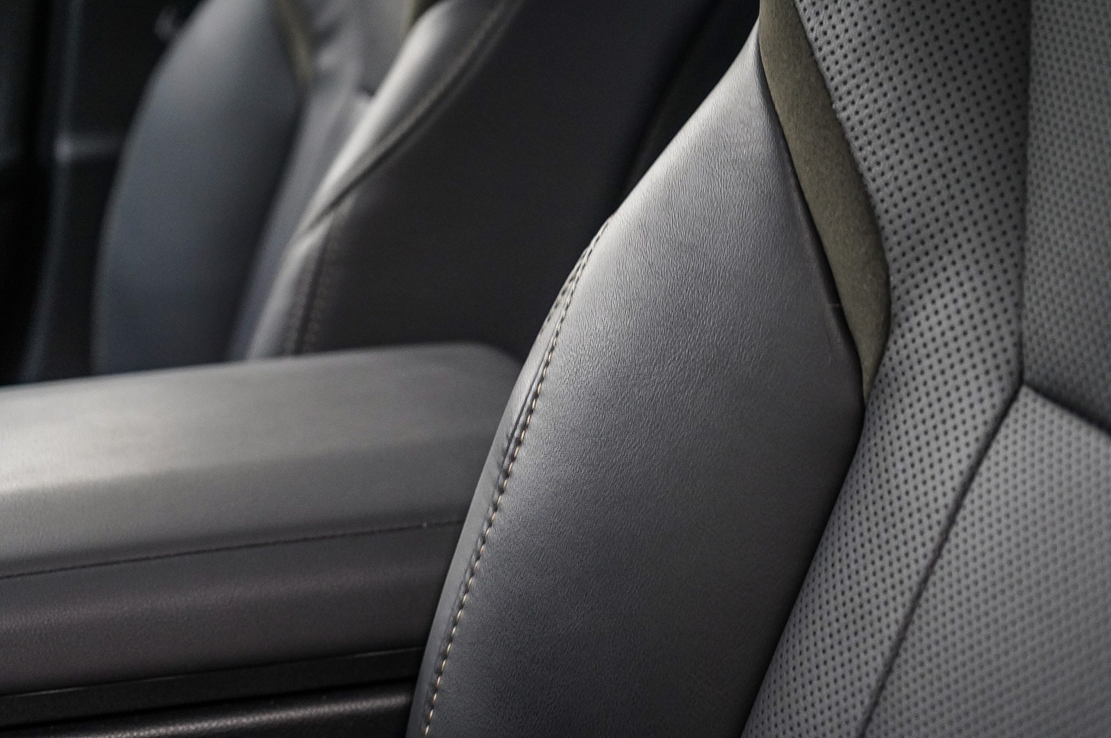 Thumbnail: 2025 Lexus GX - 20