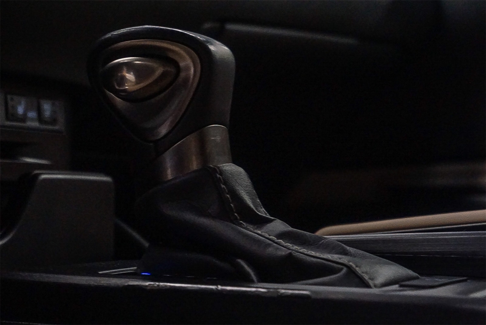 Thumbnail: 2019 Lexus ES - 20