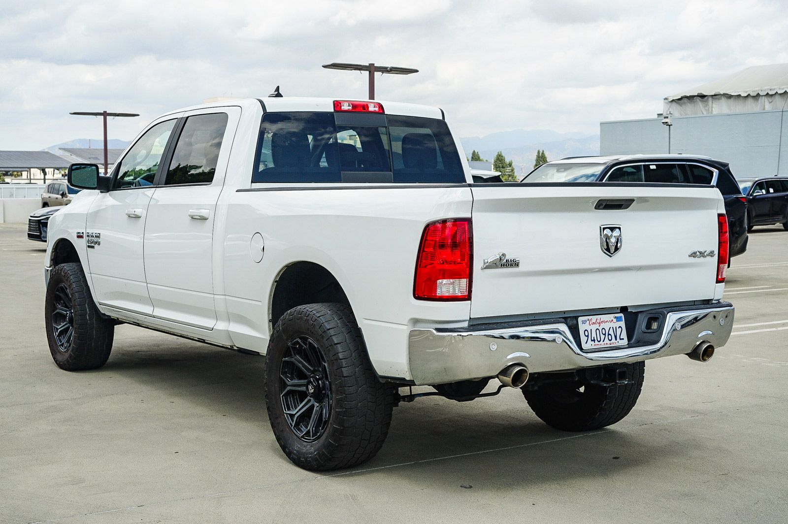 Thumbnail: 2019 RAM 1500 Classic - 2