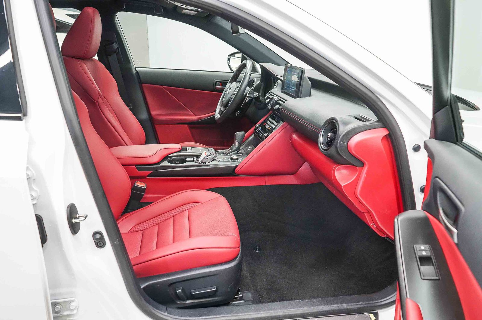 Thumbnail: 2025 Lexus IS - 17