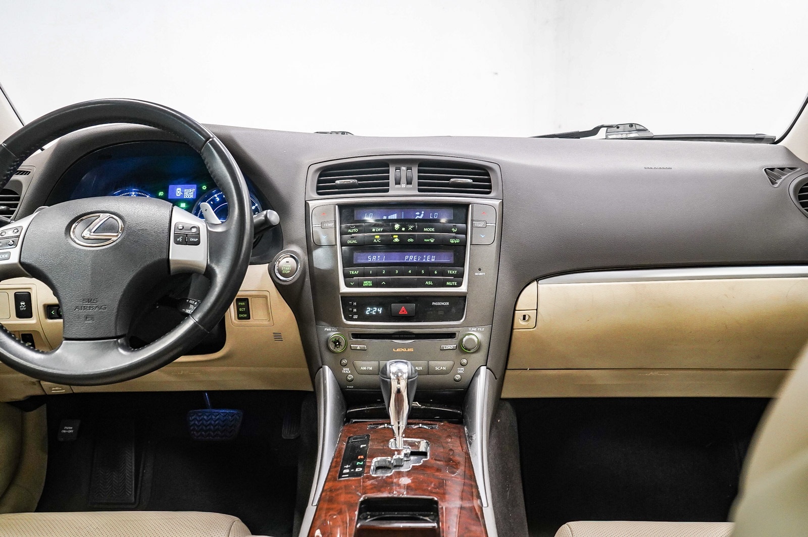 Thumbnail: 2013 Lexus IS - 13