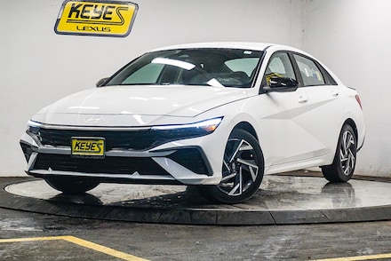 2025 Hyundai Elantra SEL Sport Sedan