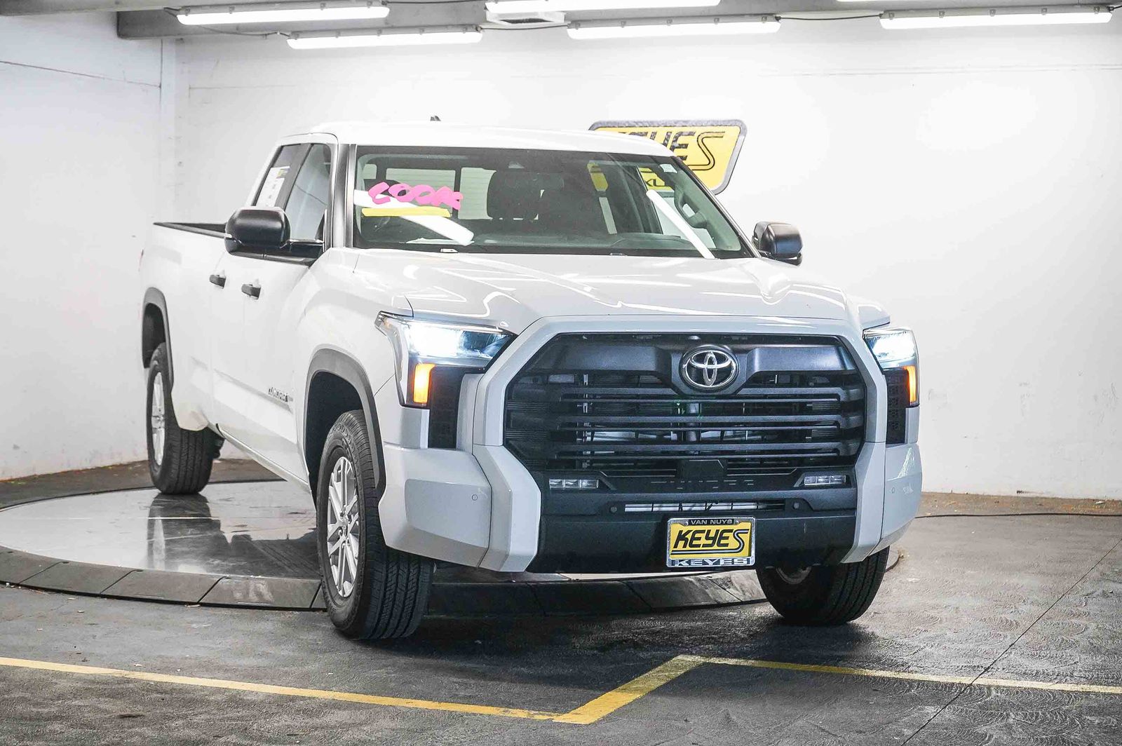 Thumbnail: 2024 Toyota Tundra - 2