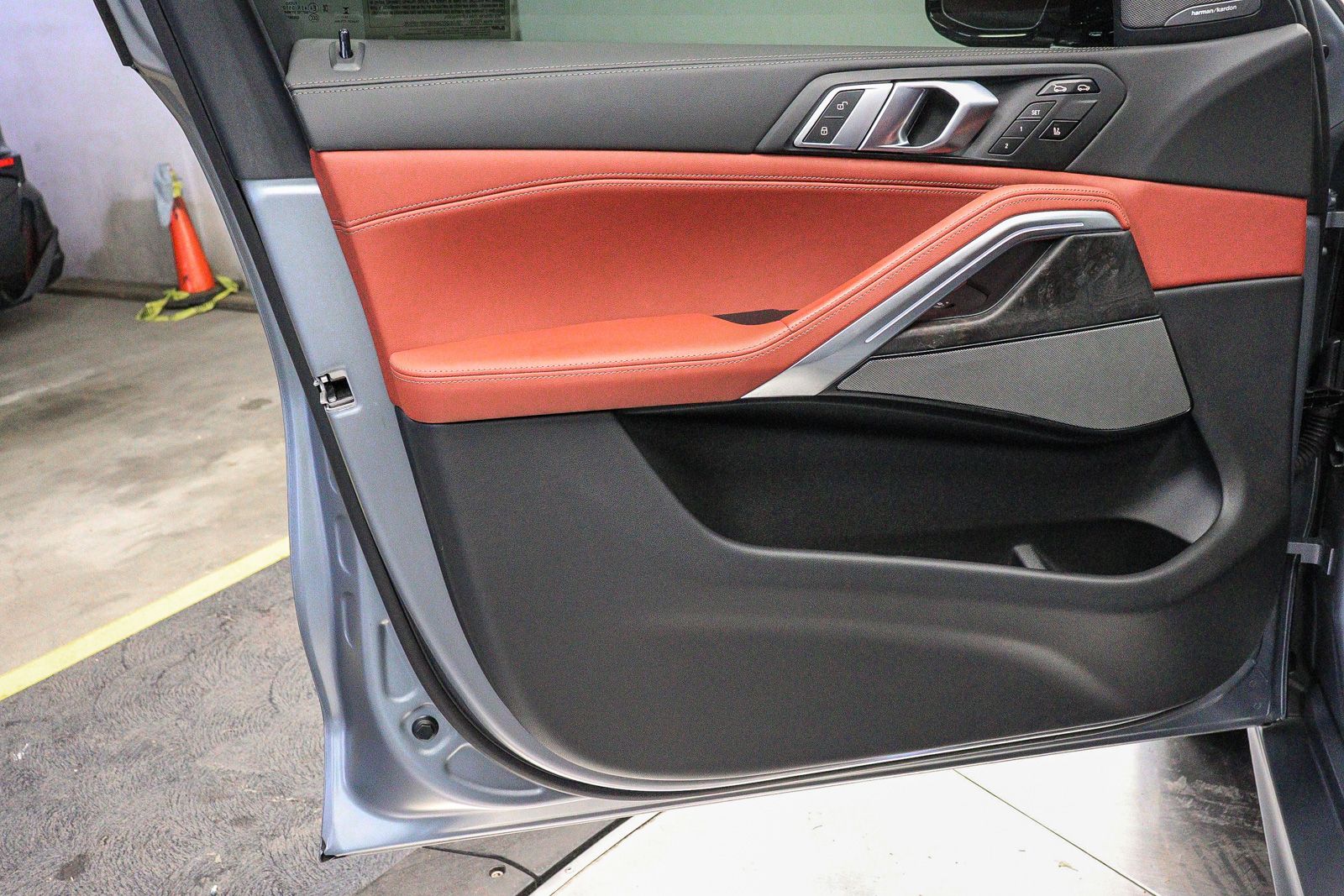 Thumbnail: 2026 BMW X6 - 23