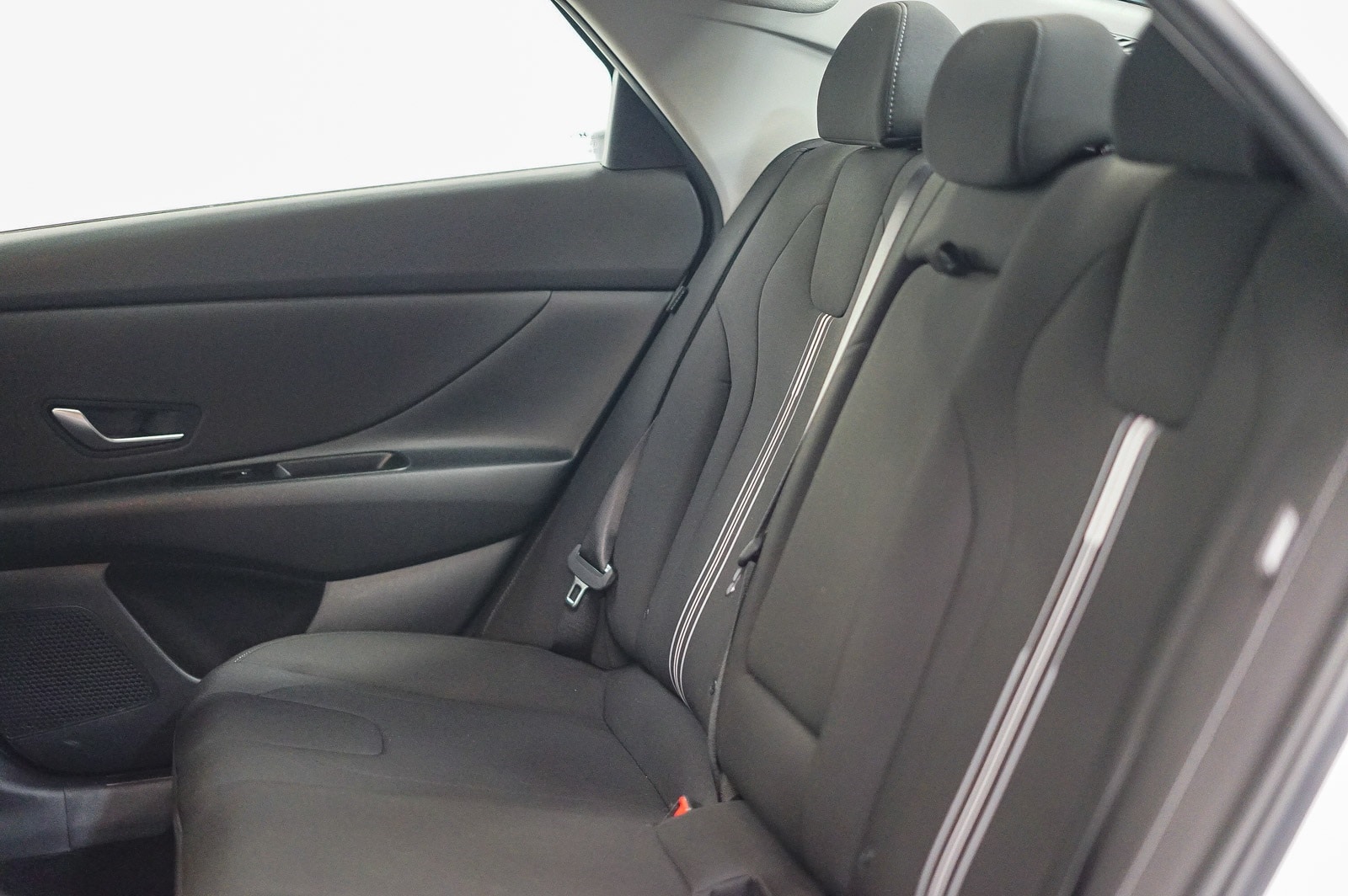 Thumbnail: 2025 Hyundai Elantra - 21