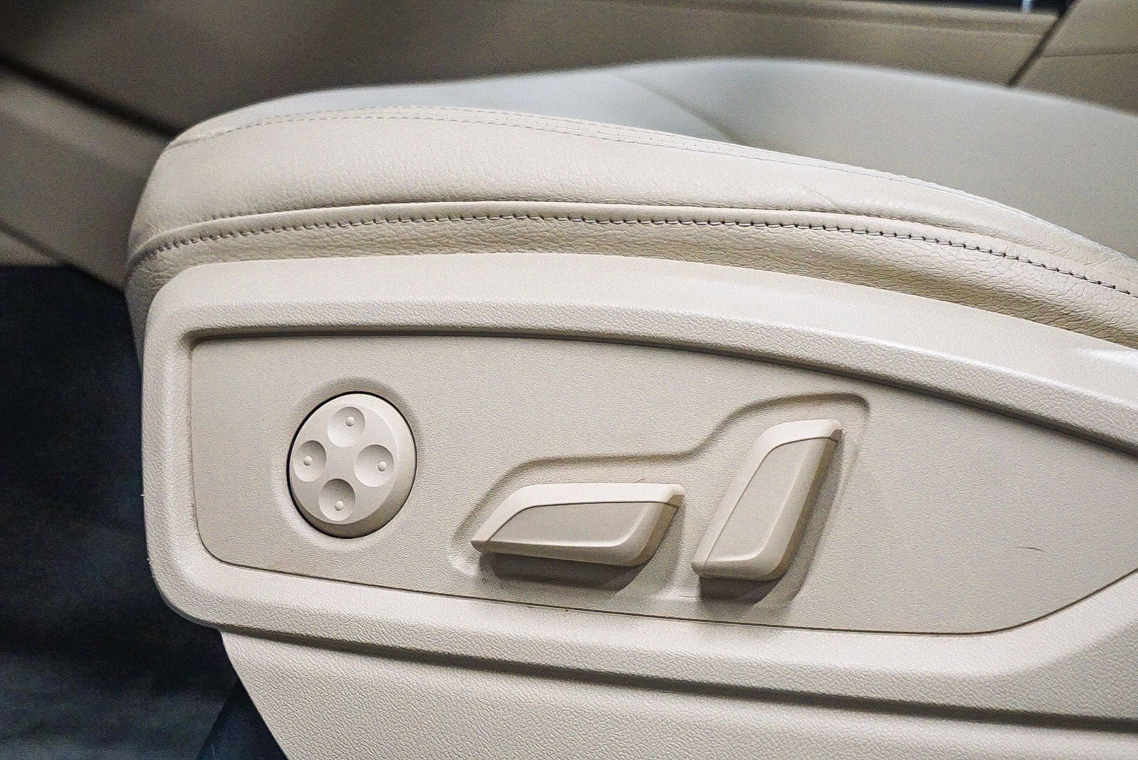 Thumbnail: 2020 Audi Q5 - 21