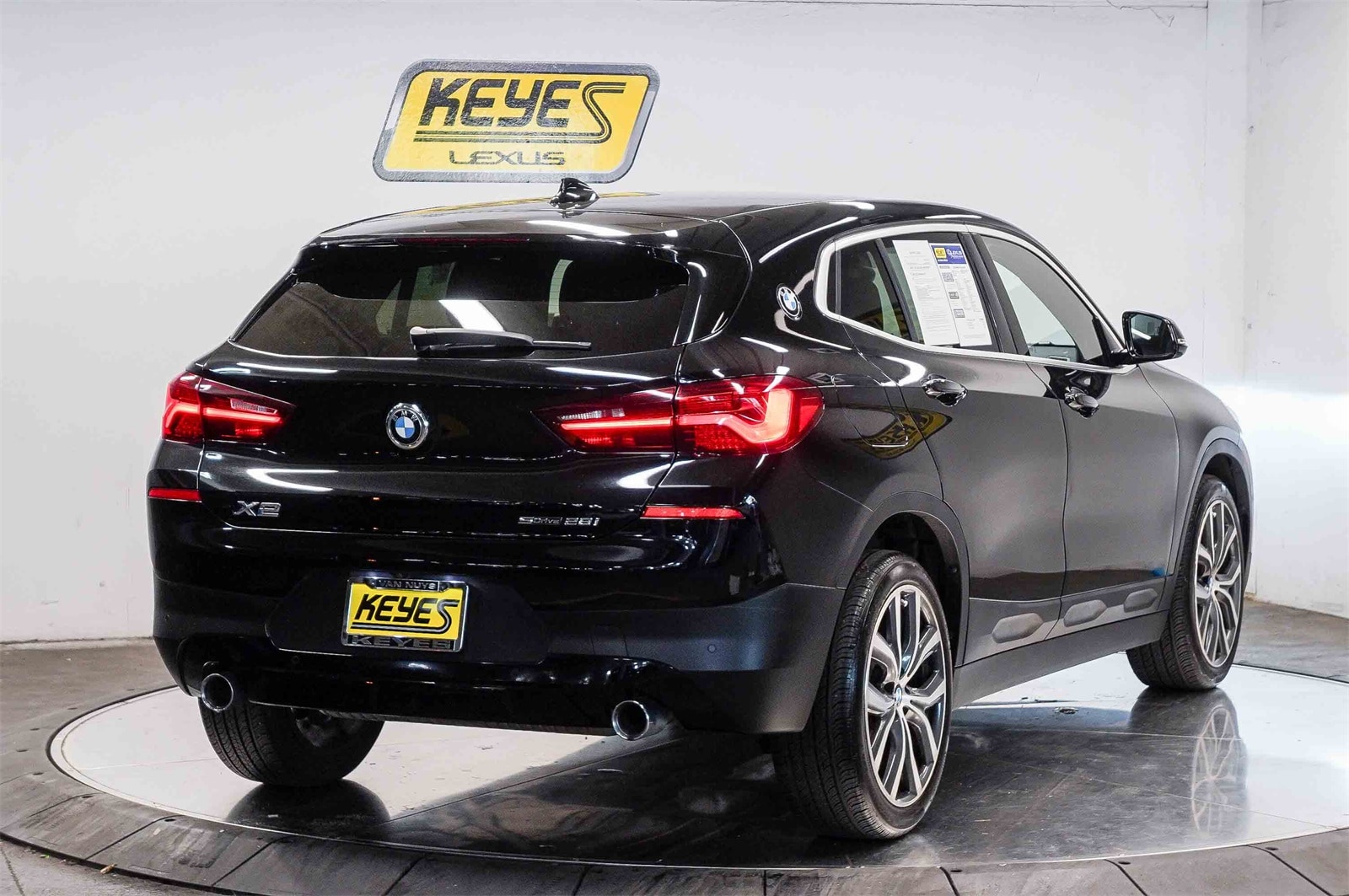 Thumbnail: 2022 BMW X2 - 4
