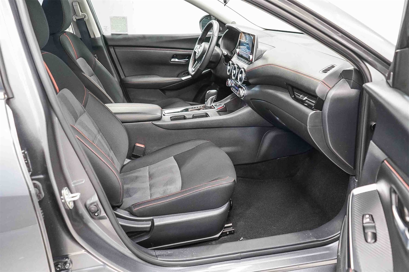 Thumbnail: 2025 Nissan Sentra - 16