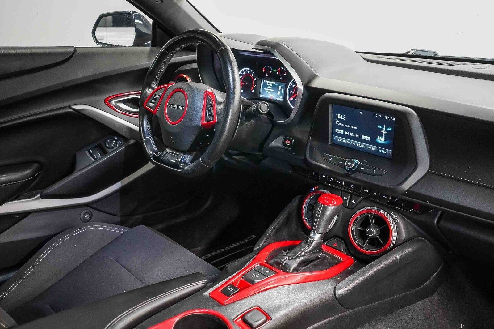 Thumbnail: 2016 Chevrolet Camaro - 12