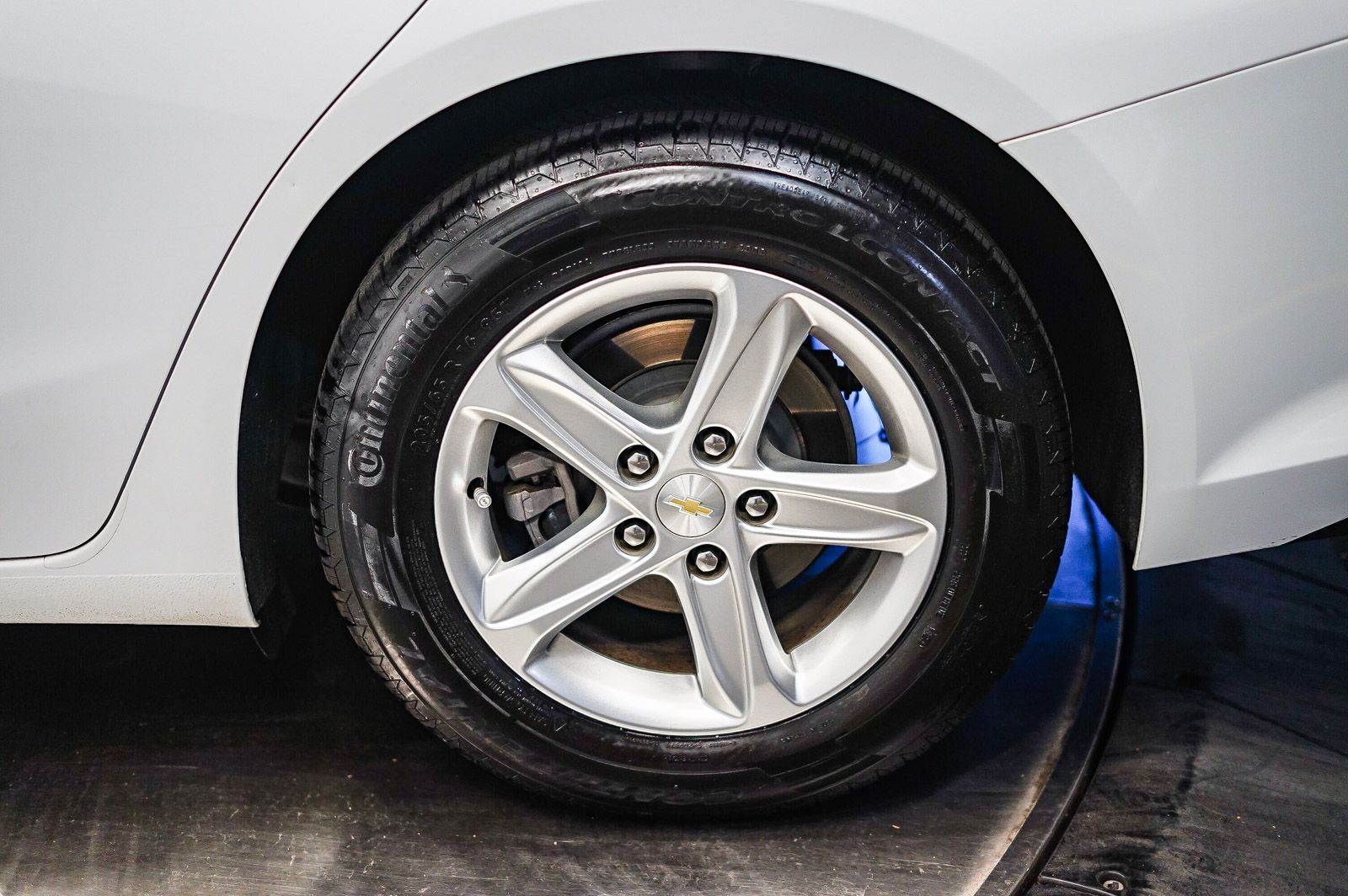 Thumbnail: 2022 Chevrolet Malibu - 10