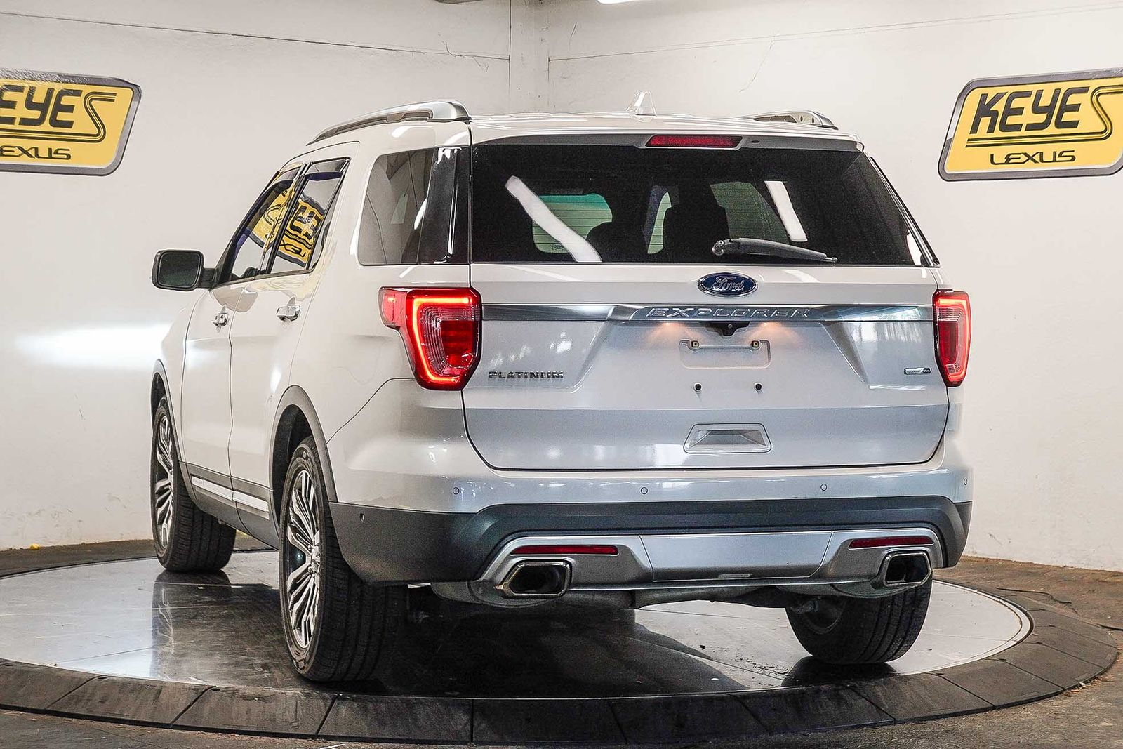 Thumbnail: 2017 Ford Explorer - 2