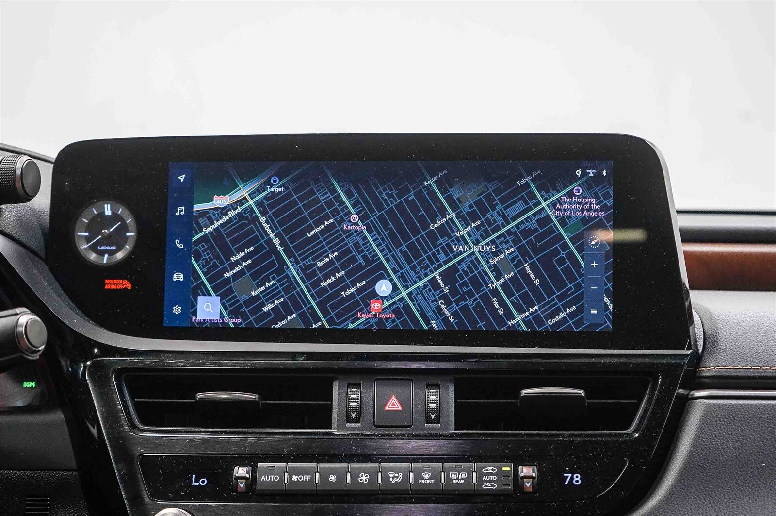 Thumbnail: 2023 Lexus ES - 14