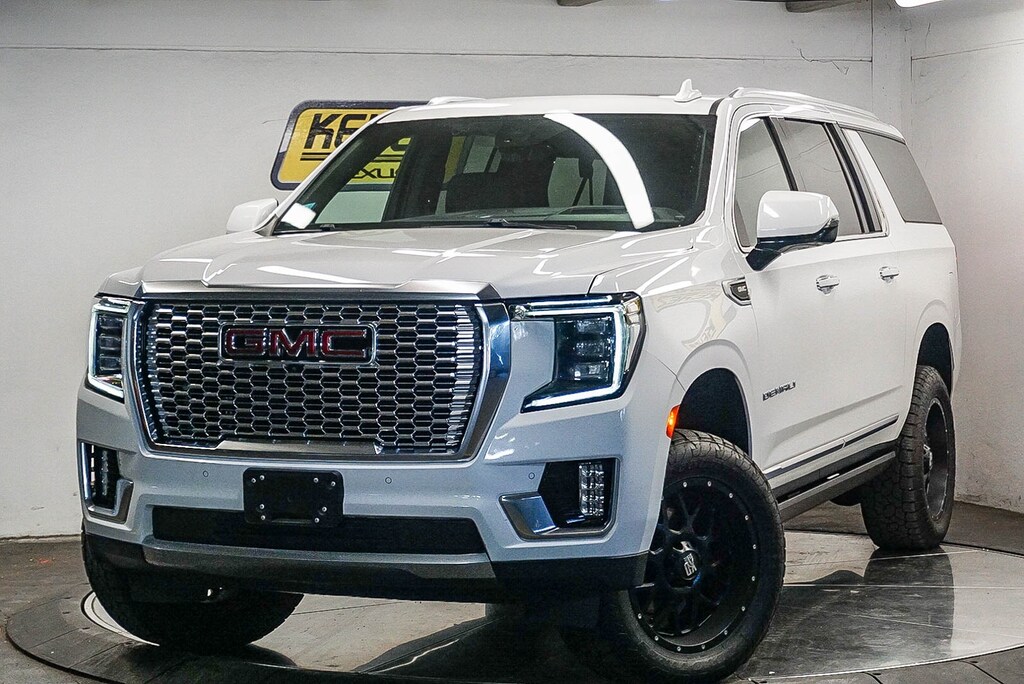 Used 2021 GMC Yukon XL Denali SUV