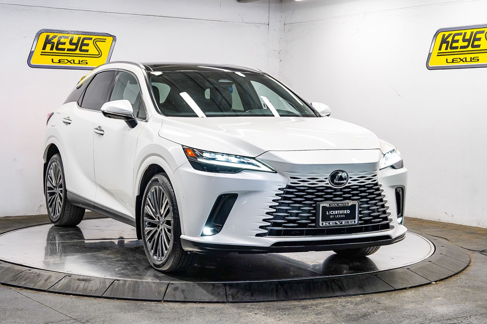 Thumbnail: 2025 Lexus RX - 5