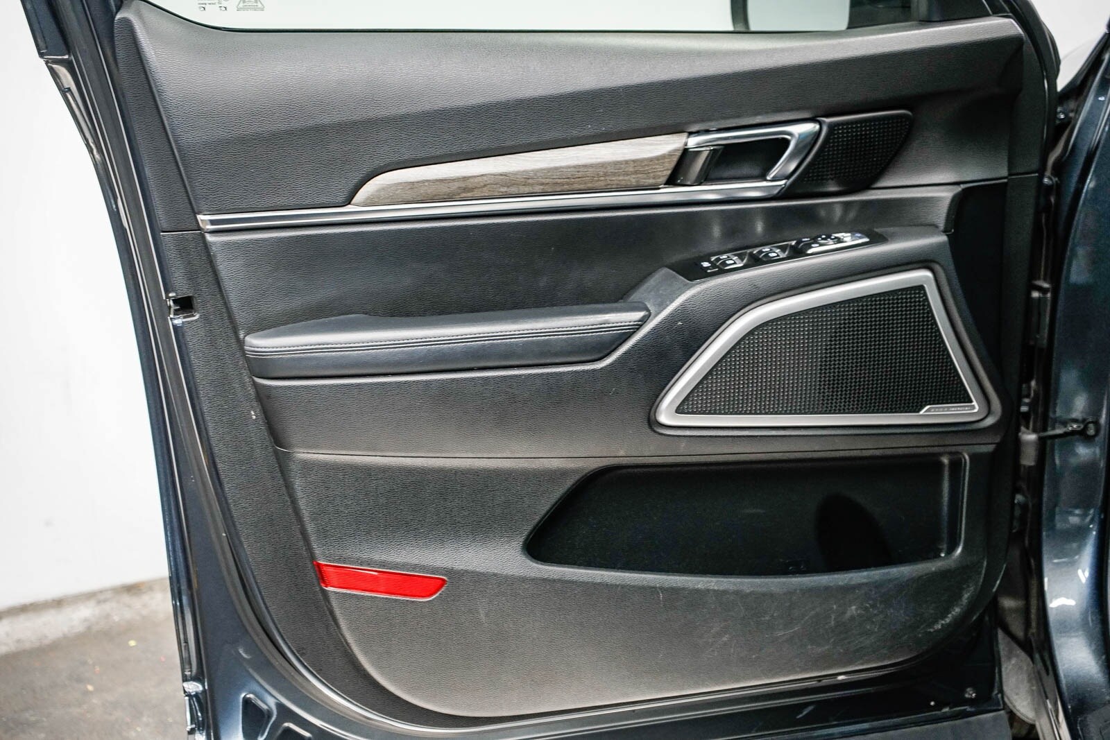 Thumbnail: 2021 Kia Telluride - 20