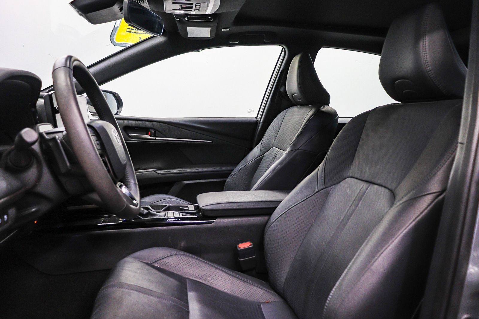 Thumbnail: 2025 Toyota Camry - 19