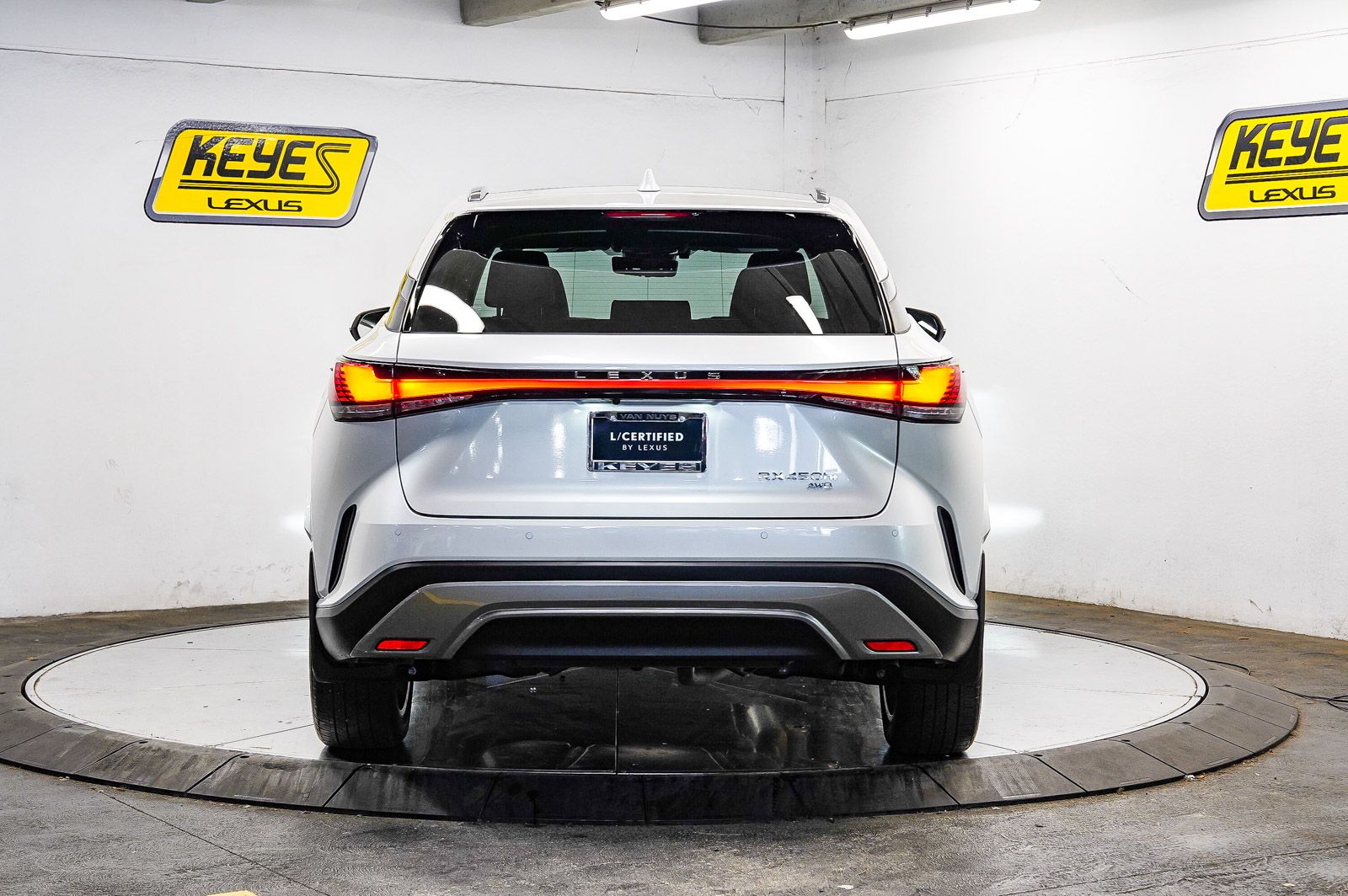 Thumbnail: 2025 Lexus RX - 3