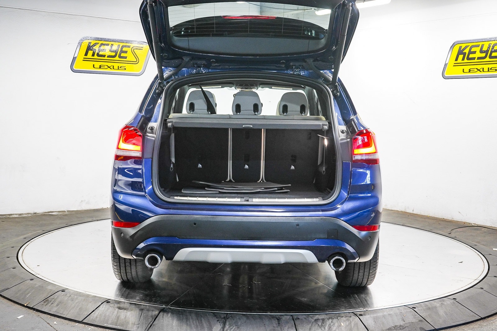 Thumbnail: 2020 BMW X1 - 27