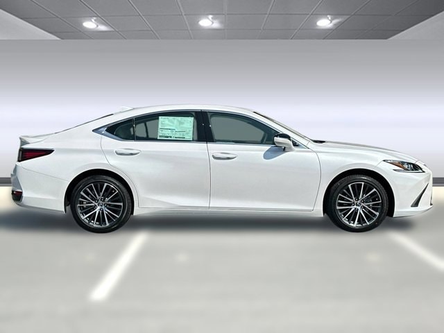 Thumbnail: 2025 Lexus ES - 7